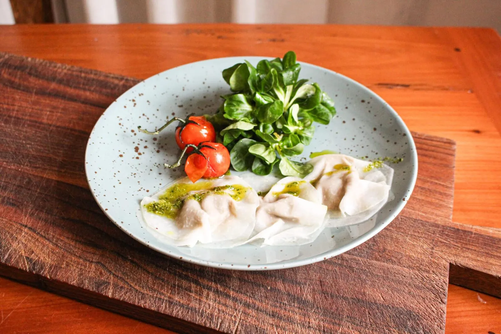 Kohlrabiravioli mit Pesto im Kartoffelhaus Freiburg